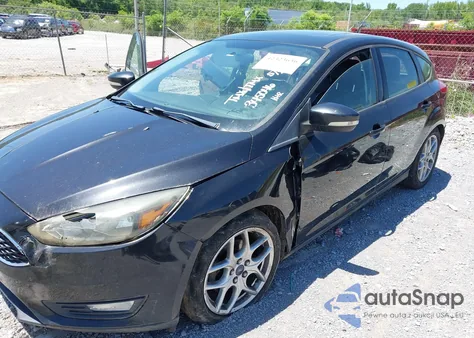 2015 Ford Focus Se z USA, uszkodzony, nr VIN 1FADP3K21FL345046